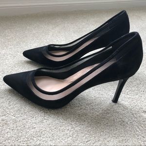 Banana Republic Madison 12-Hour Mesh Pump